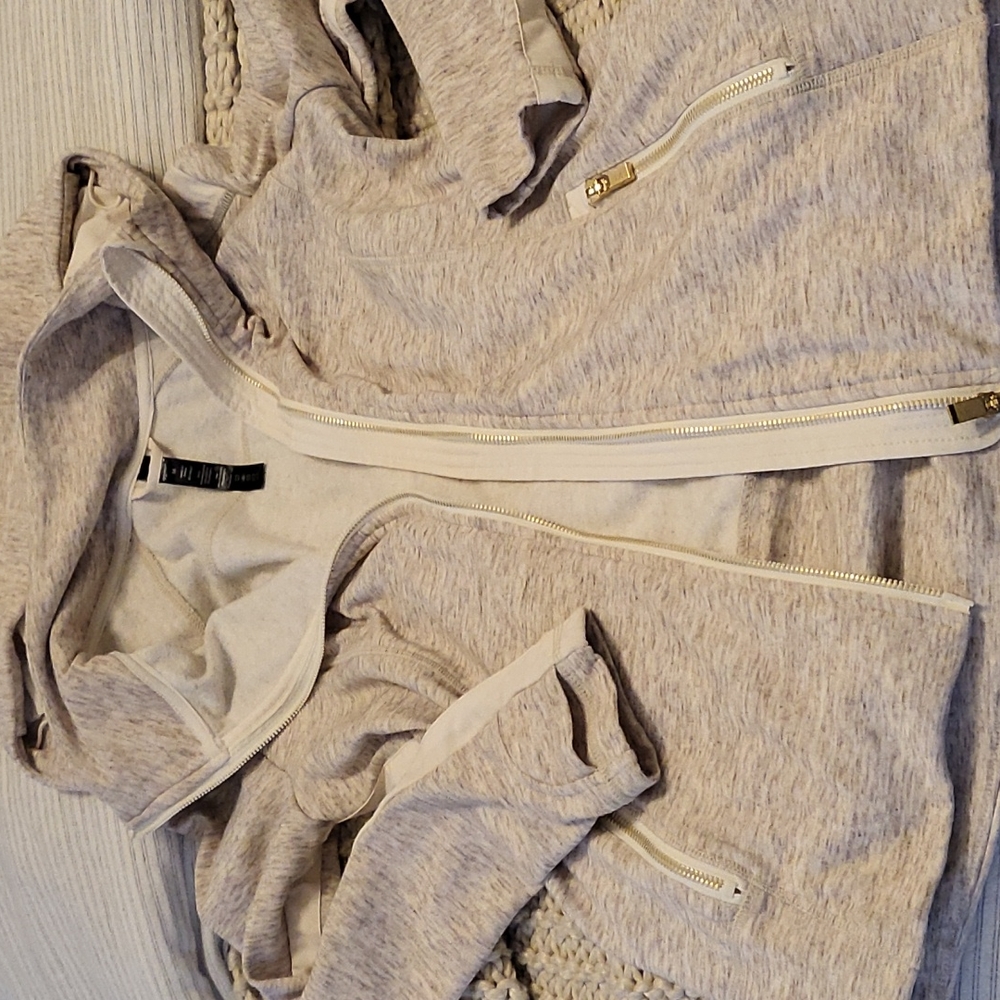 Women's athletic jacket